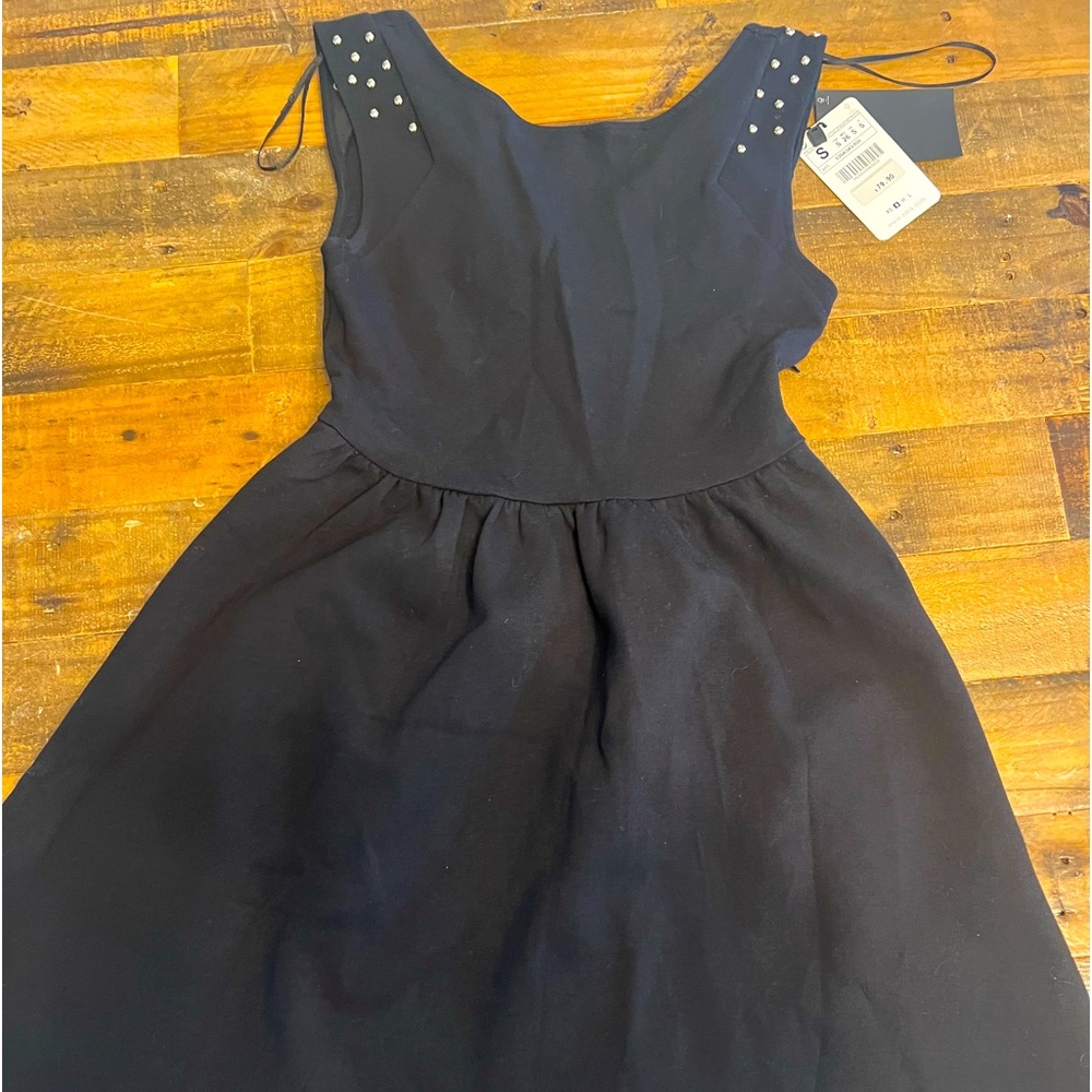 BRAND NEW WITH TAGS gorgeous Zara dress SM!!
